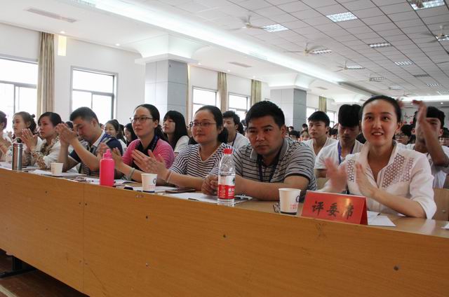 調(diào)整大小 2、比賽評(píng)委.jpg