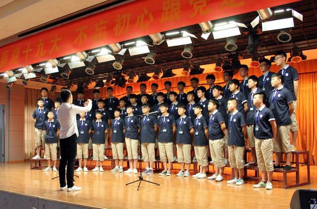 調(diào)整大小 3、一等獎(jiǎng)：15建筑工程施工1班代表隊(duì).jpg