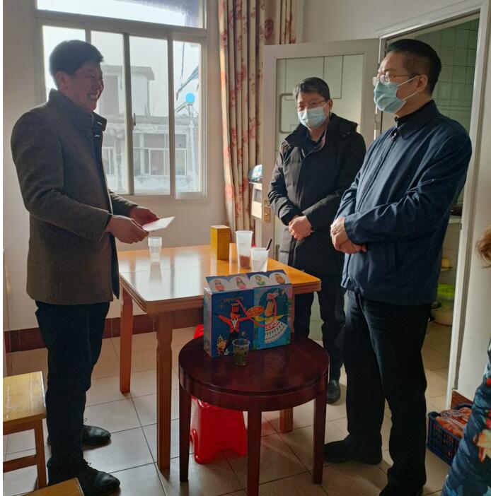 慰問2.jpg 慰問2.jpg