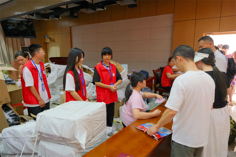 新生報到現場 (3).jpg 新生報到現場 (3).jpg